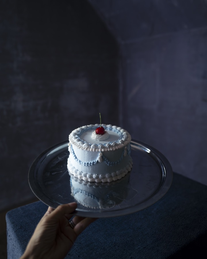 Cig Harvey, Blue Cake, Blue Room, Camden, 2023