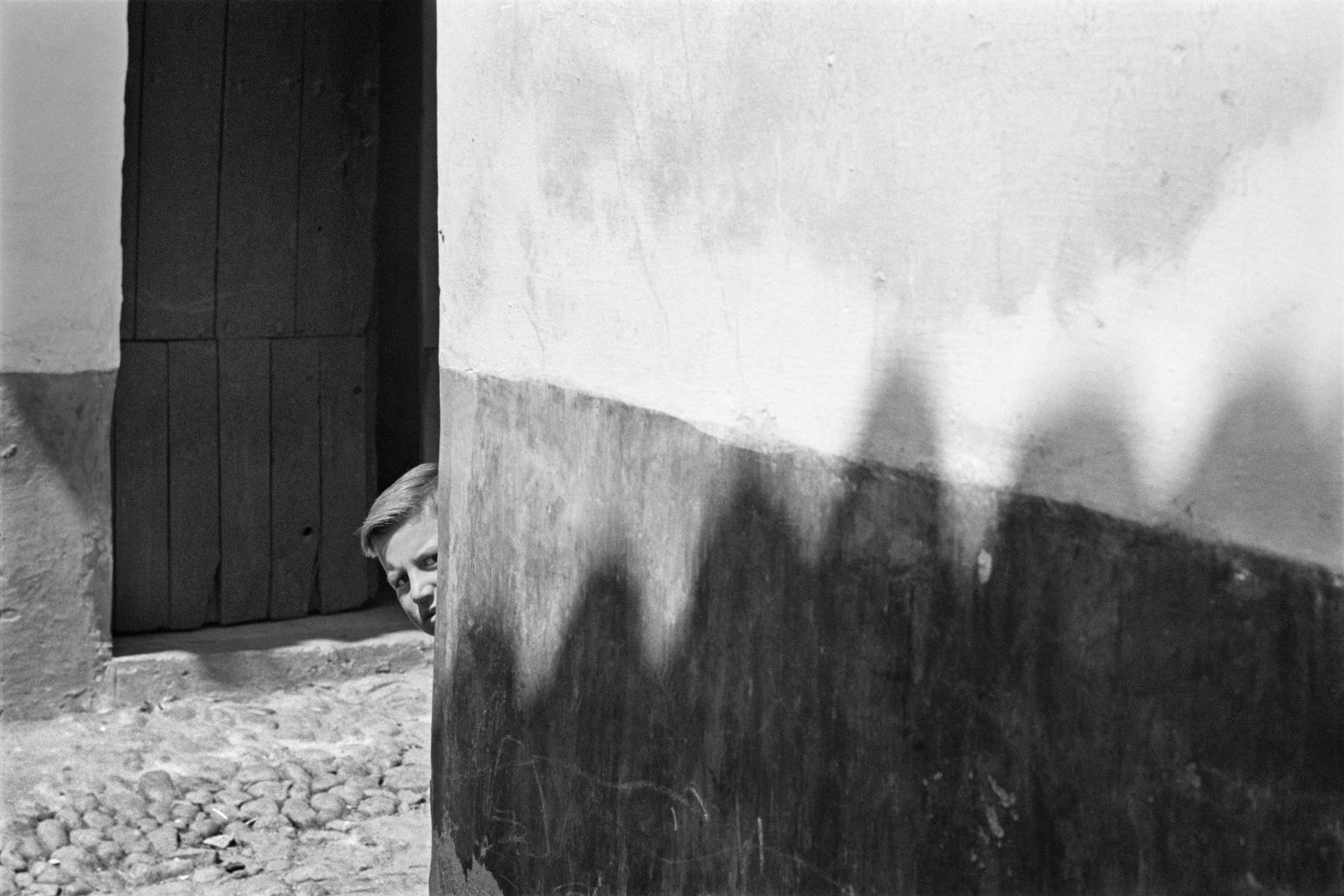 The prodigious decade of photographer Ramón Masats