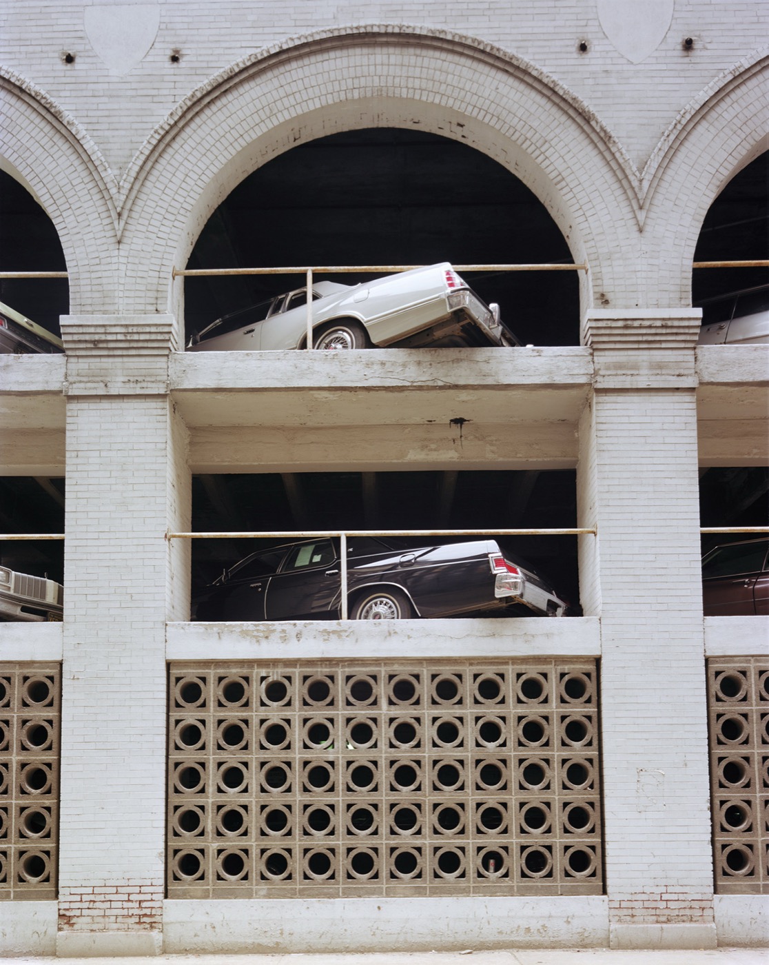 Joel Meyerowitz, 10th and St. Charles, St Louis, Missouri, 1978