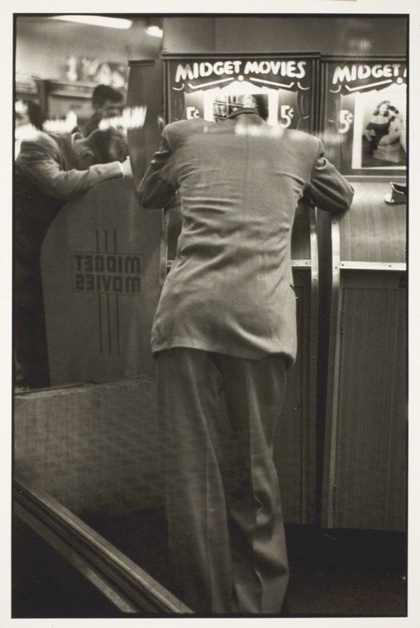 Louis Faurer, 42nd Street, New York City, 1948