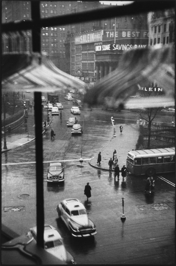 Louis Faurer, Union Square, New York City, 1948
