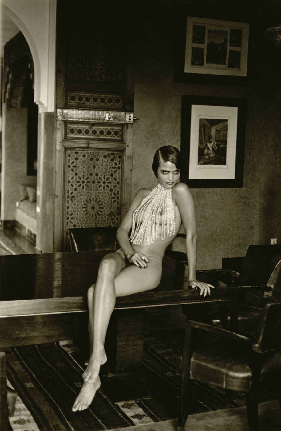 Peter Lindbergh, Helena Christensen, Vogue Paris, Marrakech, 1990