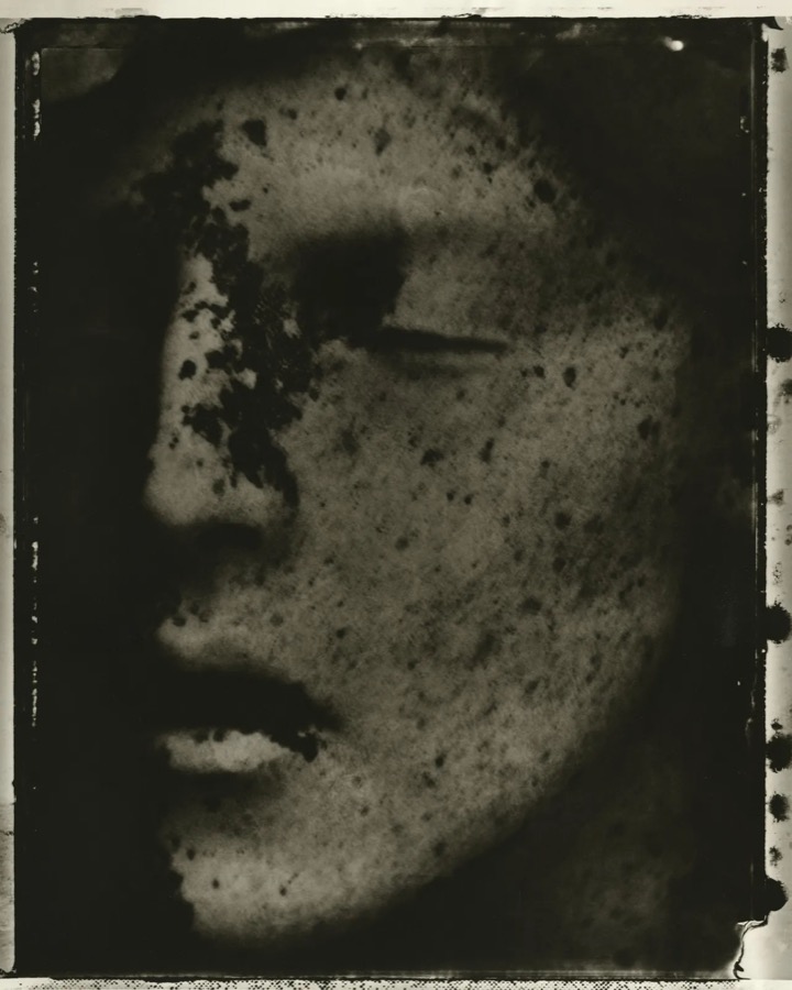 Sarah Moon, La Statue, 1995