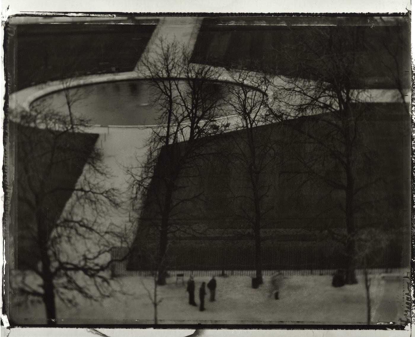 Sarah Moon, Les Tuileries, 1995