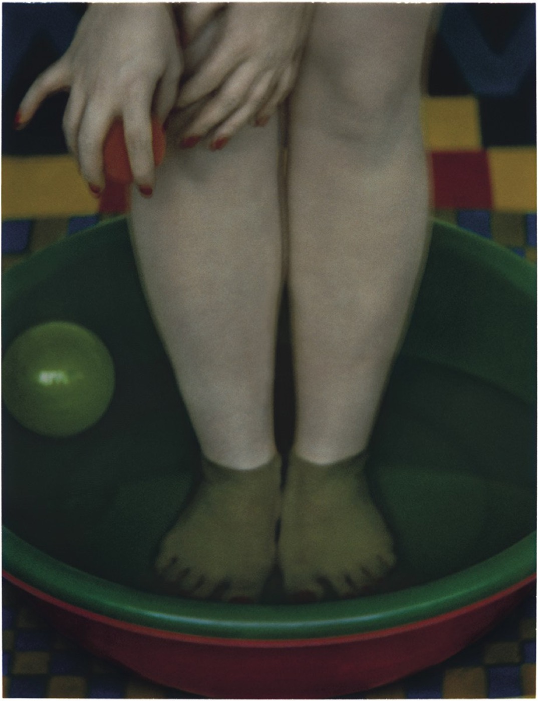 Sarah Moon, Le bain des pieds, 1998