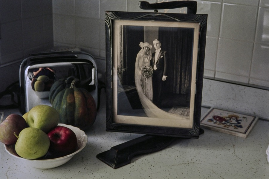 Vivian Maier, Evanston, IL, 1976.