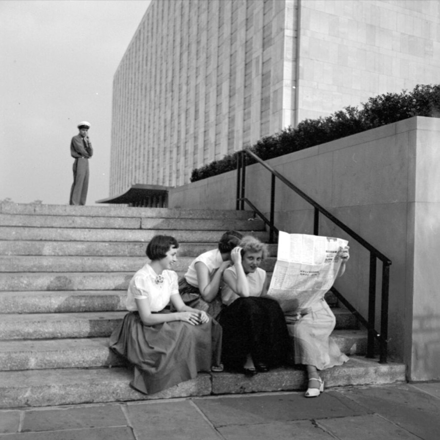 Vivian Maier, New York, NY (United Nations), 1954