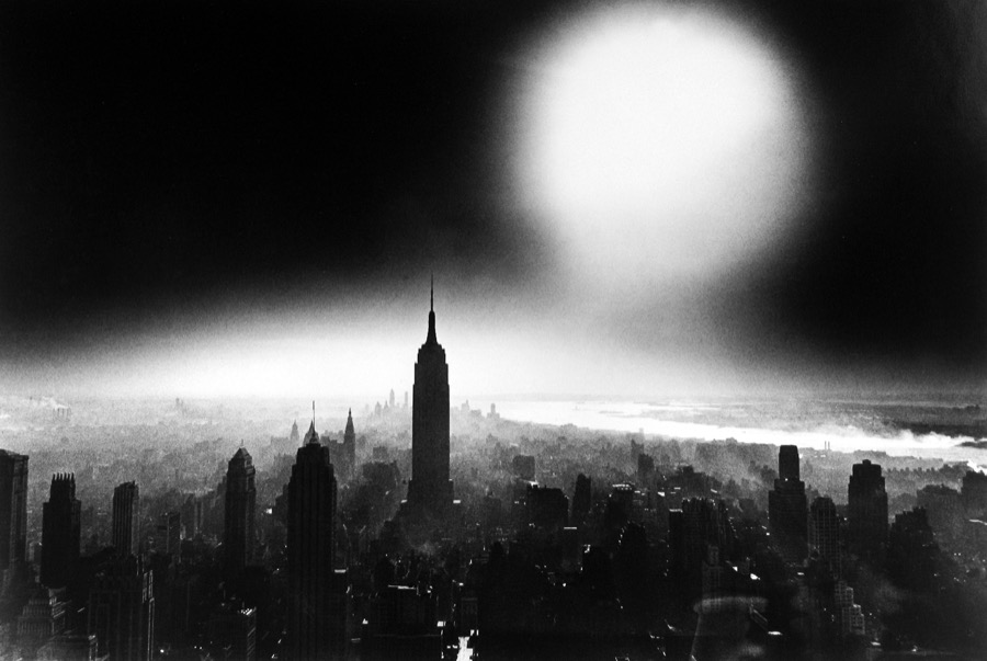 William Klein, Atom Bomb Sky, New York, 1955
